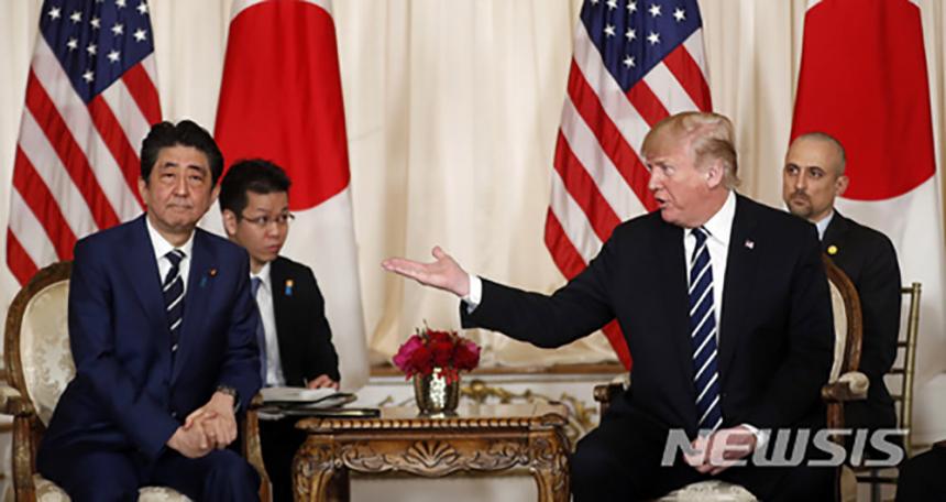 도널드 트럼프 미국 대통령과 아베 신조(安倍晋三) 일본 총리/ 뉴시스 제공
