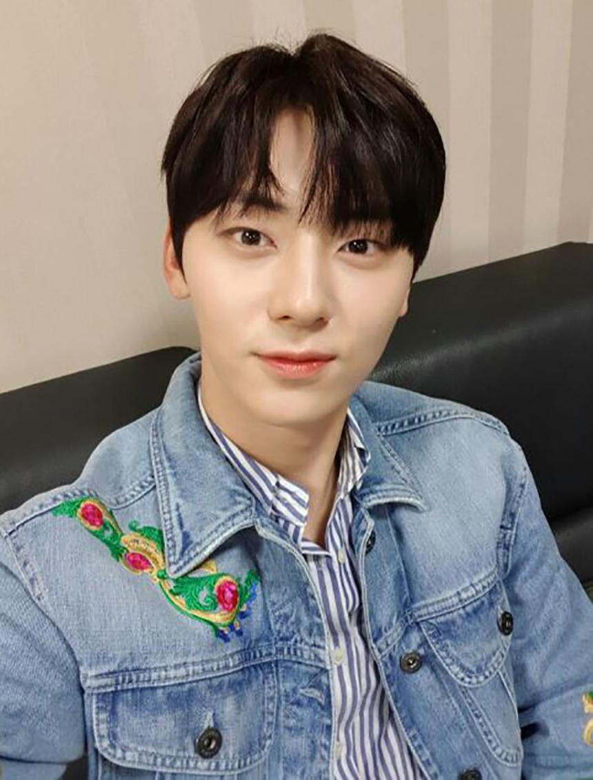 황민현/ 수요미식회 공식 페이스북