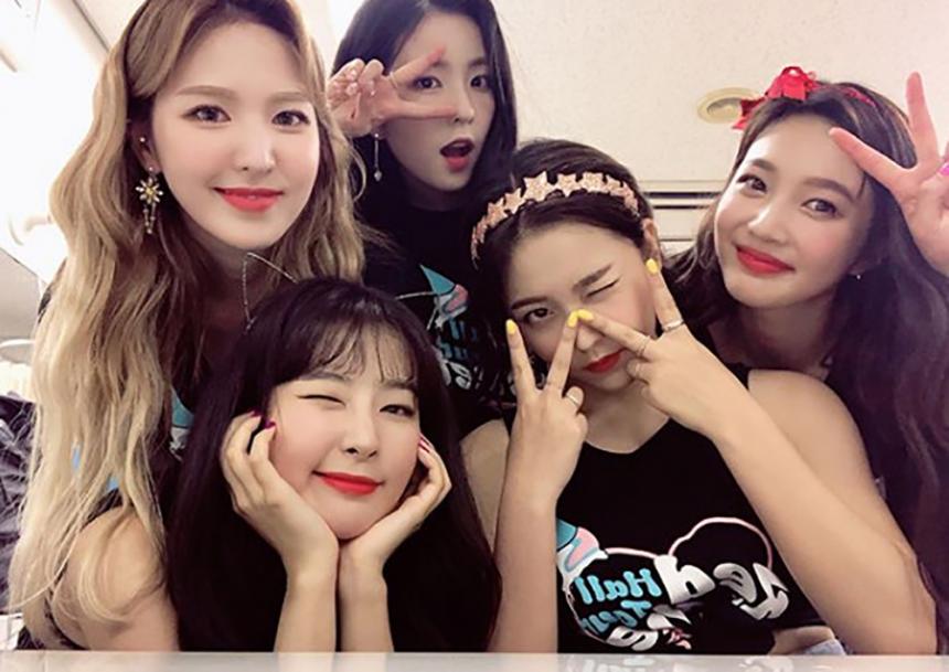 레드벨벳 sns