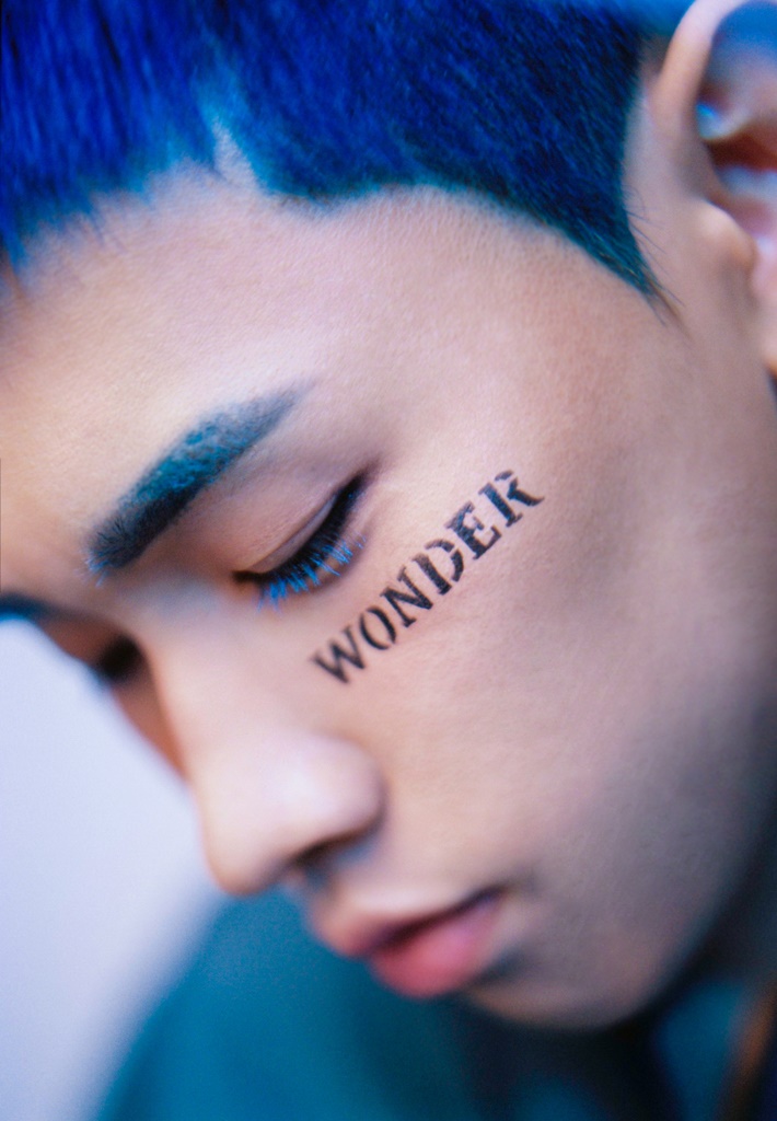 크러쉬 새 EP 앨범 ‘wonderlost’ 2차 티저 이미지 / 아메바컬쳐