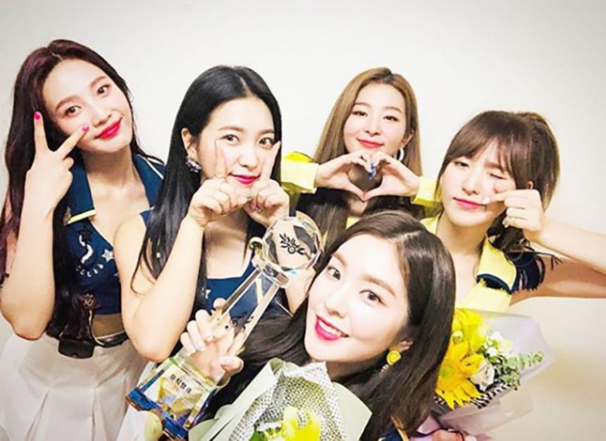 레드벨벳(Red Velvet) 공식 SNS