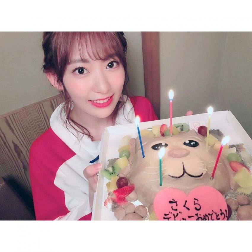 미야와키 사쿠라 / 아이즈원 공식 인스타그램