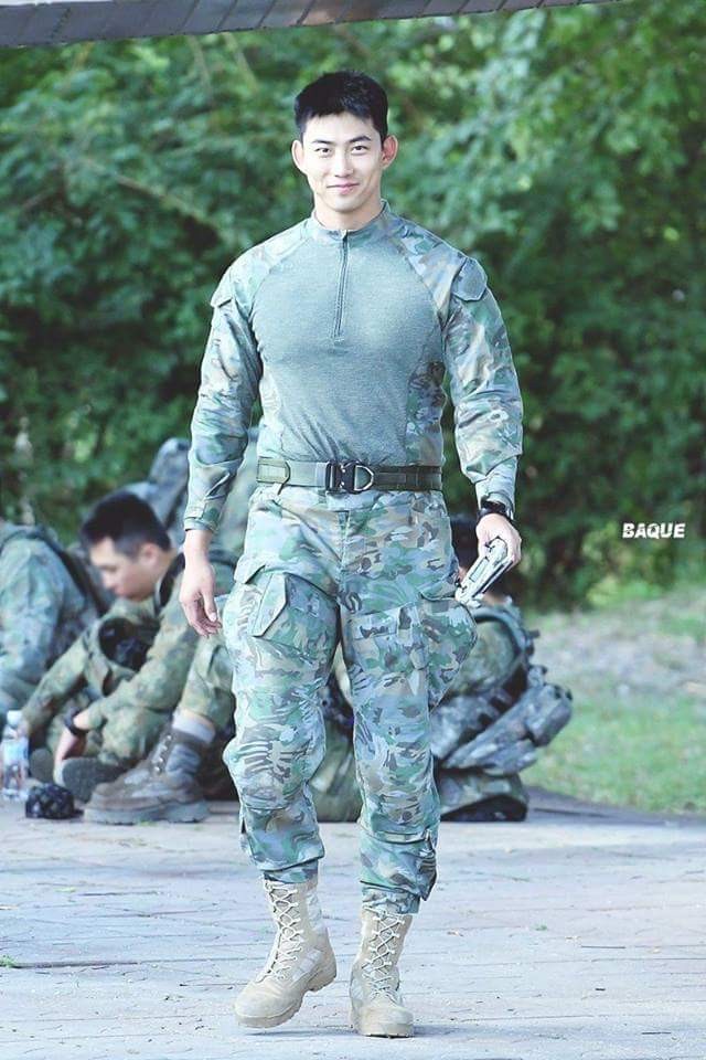 '피지컬 실화?'…투피엠(2PM) 옥택연, 최근 근황 늠름한 모습…팬들 '피지컬 실화?'…투피엠(2Pm) 옥택연, 최근 근황 늠름한 모습…팬들
