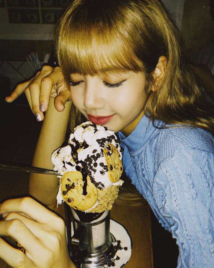 블랙핑크(BLACKPINK) 리사 인스타그램