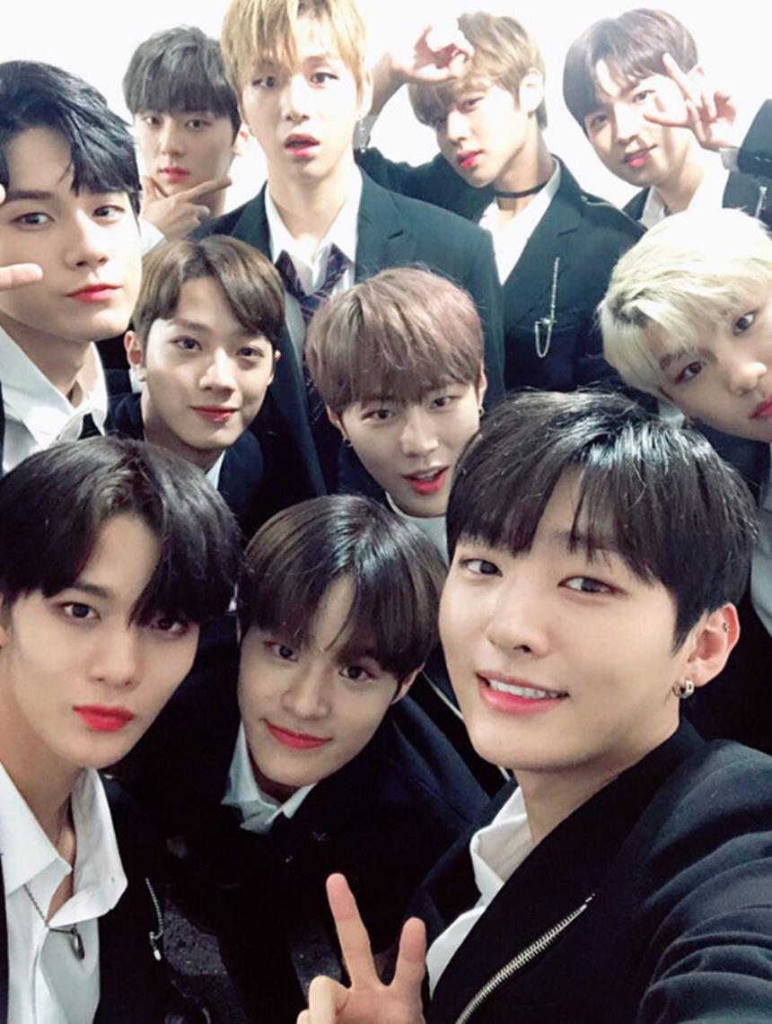 ​워너원(Wanna One) 공식 트위터