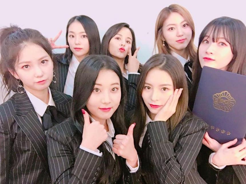 씨엘씨(CLC) 공식 SNS