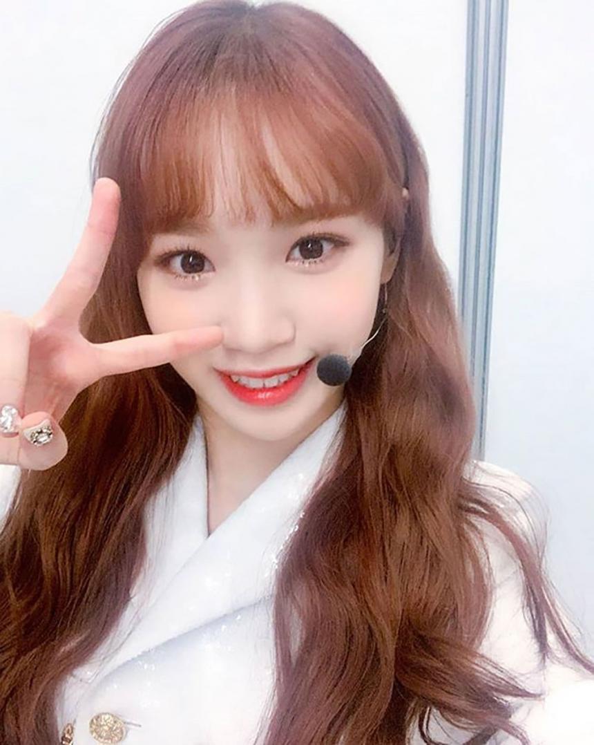 아이즈원 김채원 / 아이즈원 인스타그램