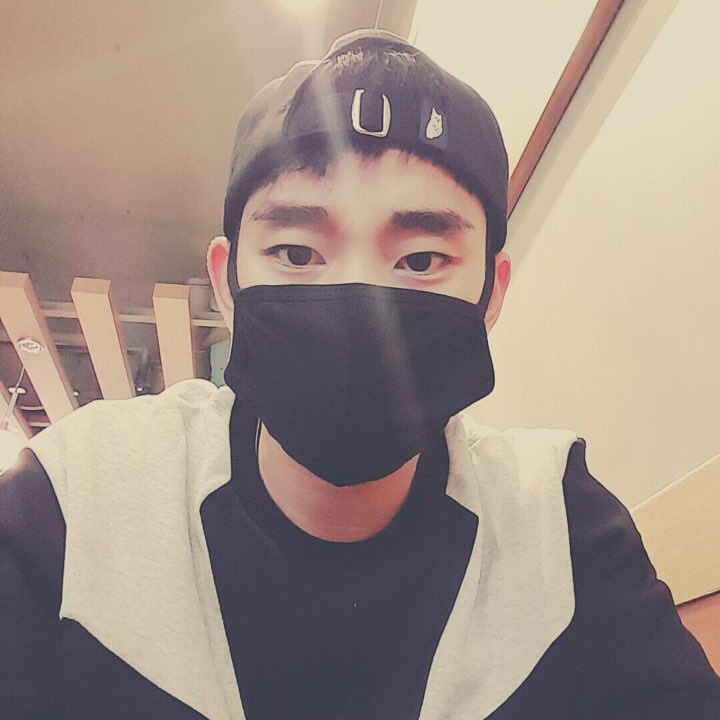 김수현 인스타그램