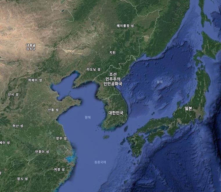 구글 한국어 지도에 표시된 동해 / 구글