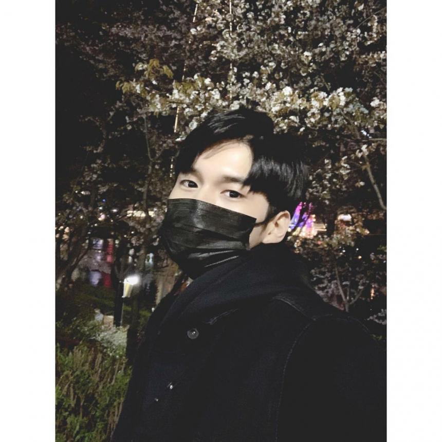 옹성우 인스타그램