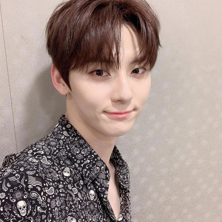 뉴이스트(NU‘EST) 황민현 인스타그램