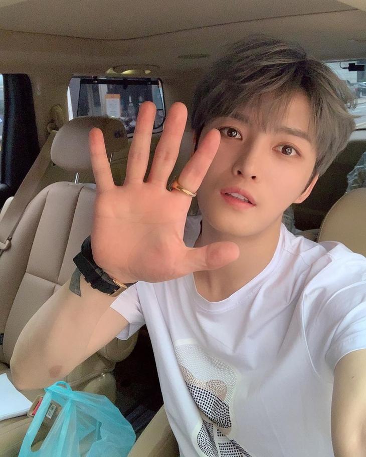 김재중 / Cjes엔터테인먼트 공식 SNS