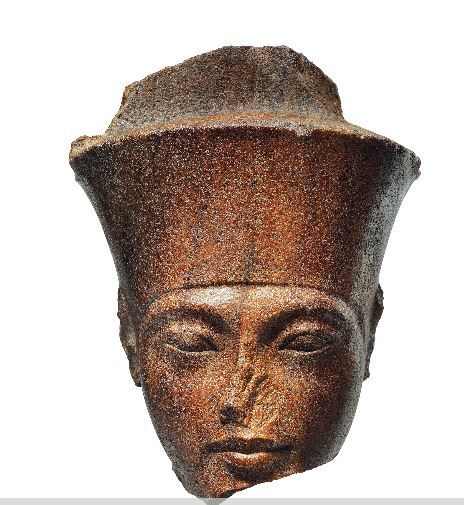 약 3000년된 이집트 '소년 파라오' 투탕카멘의 조각상이 오는 4일 영국 런던에서 경매될 예정이어서 논란이 되고 있다. 이집트 정부는 이 조각상의 경매 중단 및 반환을 강력히 요구하고 있다. 사진은 지난 6월 11일 크리스티경매가 제공한 것이다. 2019.07.01 / 크리스티경매·AP/뉴시스