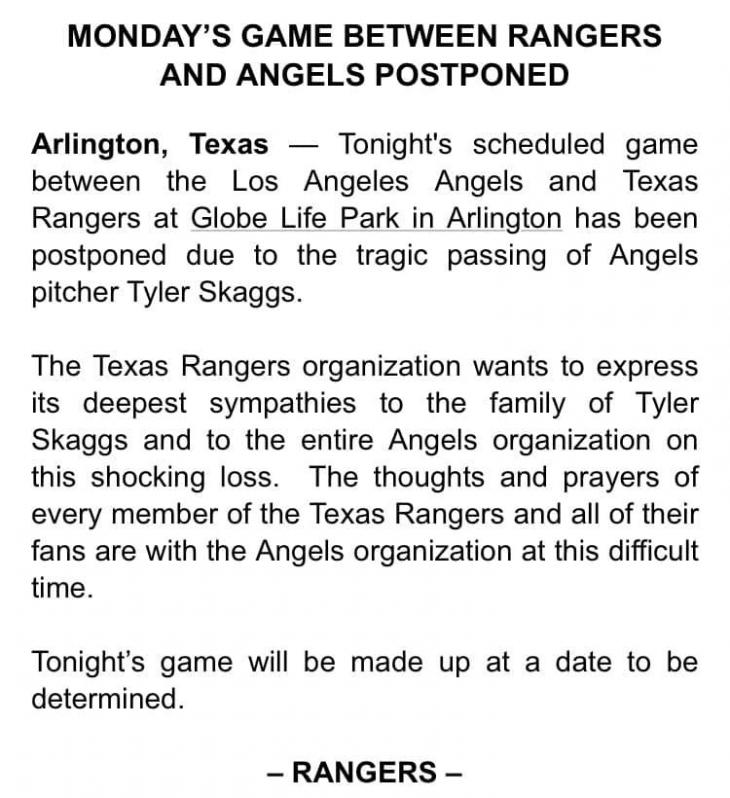 투수 타일러 스캑스 사망으로 텍사스와의 경기는 취소됐다.