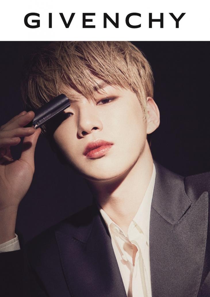 강다니엘 / 지방시