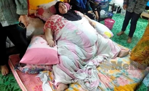 석 달 만에 몸무게 300㎏ 넘은 말레이 여성 [메트로TV]