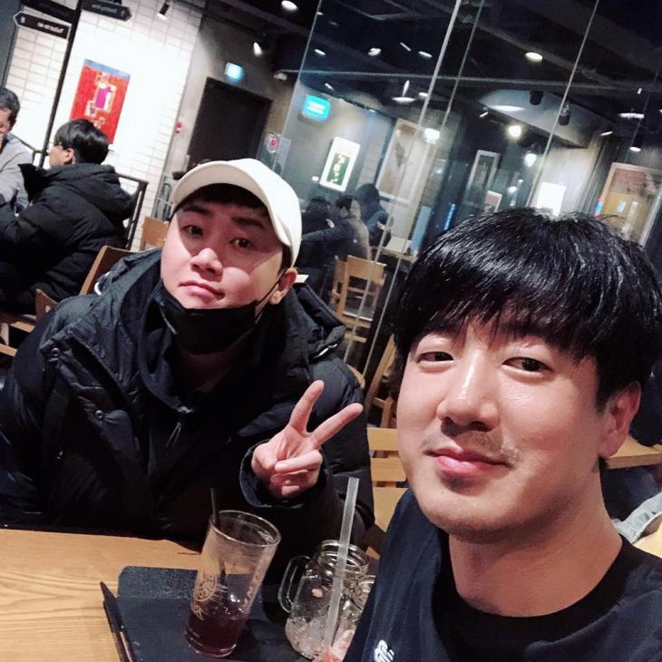 '지숙♥' 남자친구 이두희, 홍진호와 훈훈한 친분 과시…'콩두컴퍼니는 무엇?... - 뉴스 썸네일 이미지