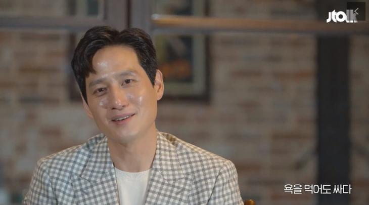 jtbc '부부의세계' 박해준 인터뷰 영상 캡처