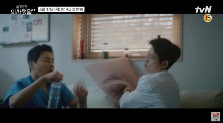 tvN '슬기로운 의사생활 시즌2' 티저 캡처