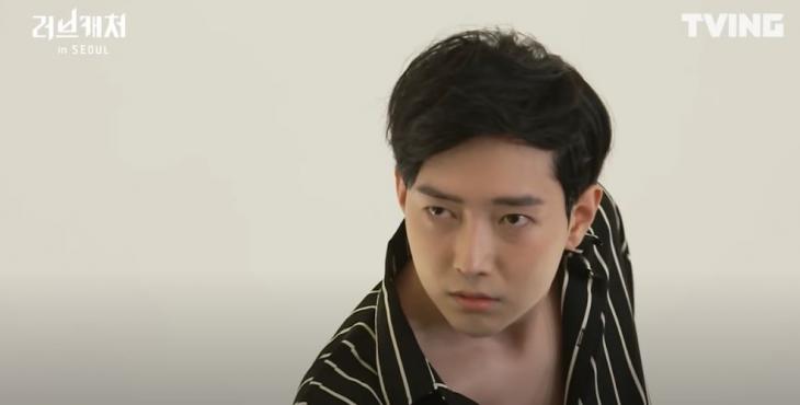 센터와 비주얼 담당 센터와 비주얼 담당