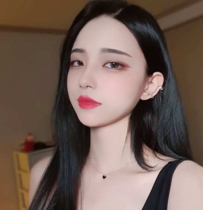 '8천만 원 사기' Bj 킥킥이, 복귀 후 근황?…한 달 별풍선 10만 개 돌파 - 유수연 기자 - 톱스타뉴스