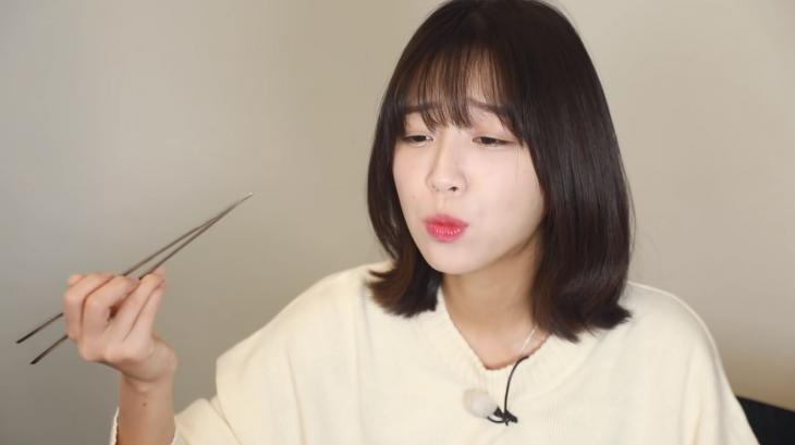 보기만 해도 행복”…유튜버 쯔양, 육사시미-성게알 먹방 공개 - 오서린 기자 - 톱스타뉴스 보기만 해도 행복”…유튜버 쯔양, 육사시미-성게알 먹방 공개 - 오서린 기자 - 톱스타뉴스