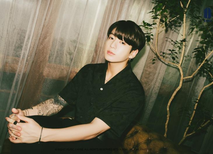 Visual King JK' 방탄소년단 정국, 절정의 시크 아우라X도발