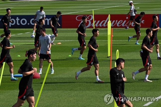 16강 앞두고 훈련하는 대한민국 대표팀 / 연합뉴스