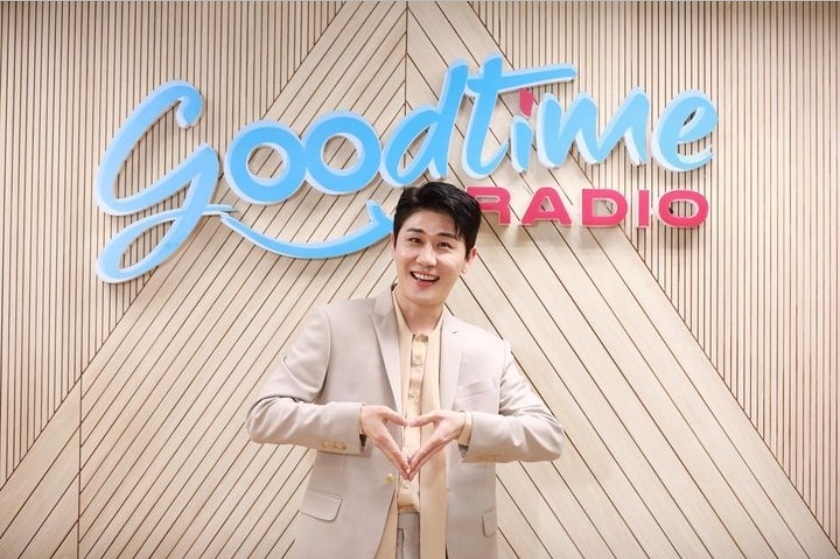 '슈퍼스타' 영탁, 태국 'Goodtime RADIO' 출연 '찌니야 찐이야' 조양경 기자 톱스타뉴스