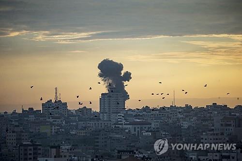 이스라엘군 공습받는 가자지구[EPA 연합뉴스]