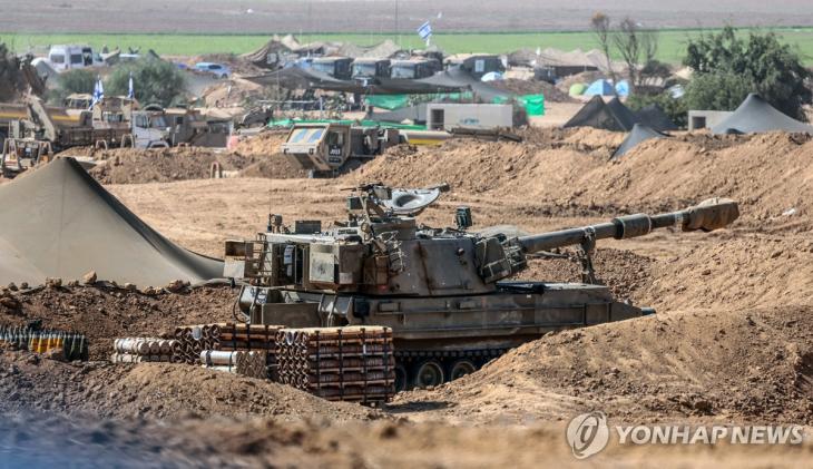 가자지구 경계 지역에서 전면전에 대비하고 있는 이스라엘군 [EPA=연합뉴스]