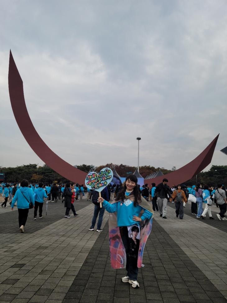 서울 '우주탐험 일기' 임영웅, 콘서트 티켓이 없어도 매일 콘서트장을 찾게 되는 중독성 강한 공연