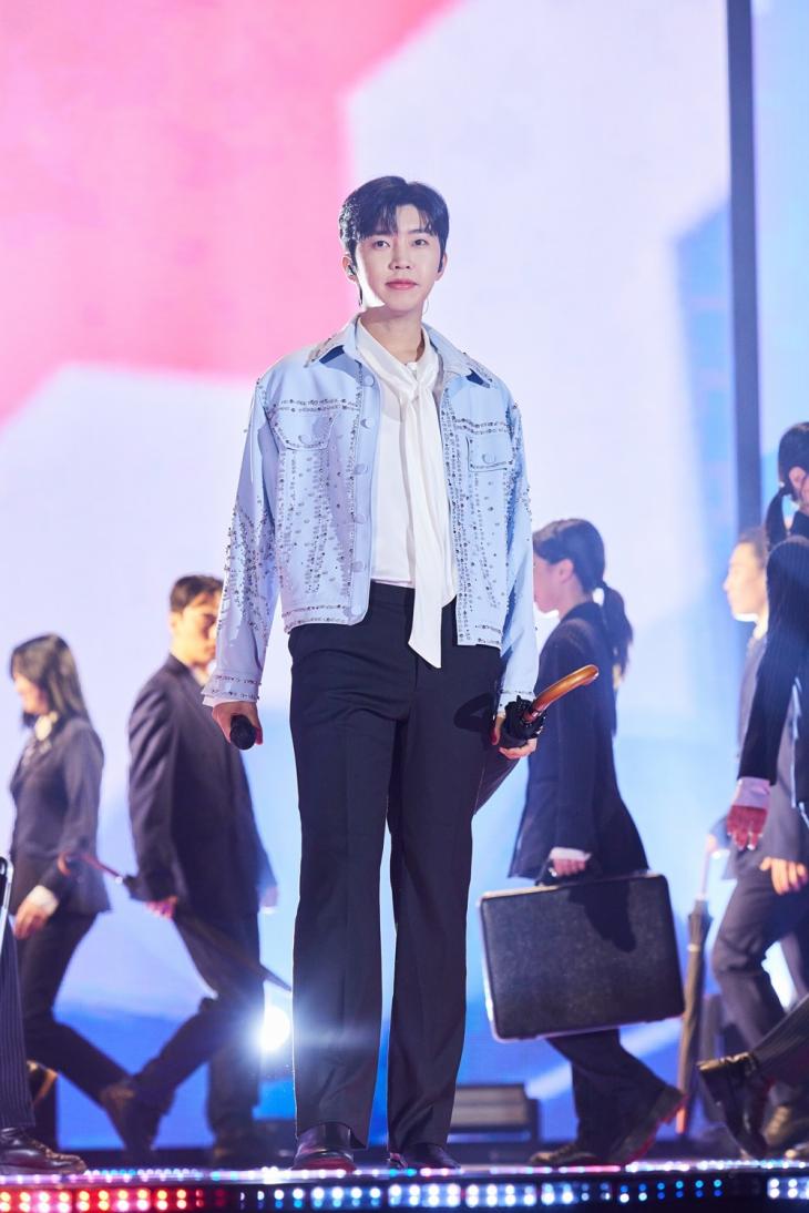 서울 콘서트 '우주탐험 일기' 임영웅, 대 우주의 신비와 우주 서사시를 보는 듯한 임영웅과 영웅시대의 꿈같은 공연