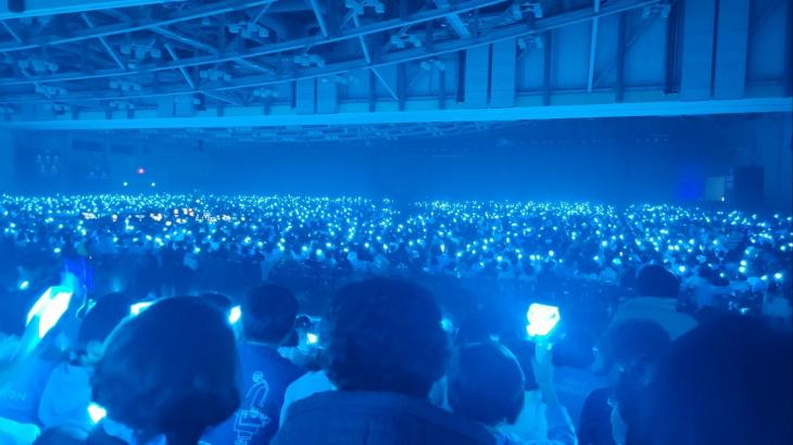 부산 콘서트 '우주탐험 일기' 임영웅, 우주로 수학여행 가는 영웅시대 소녀들 패스포트 챙겨주는 임대장