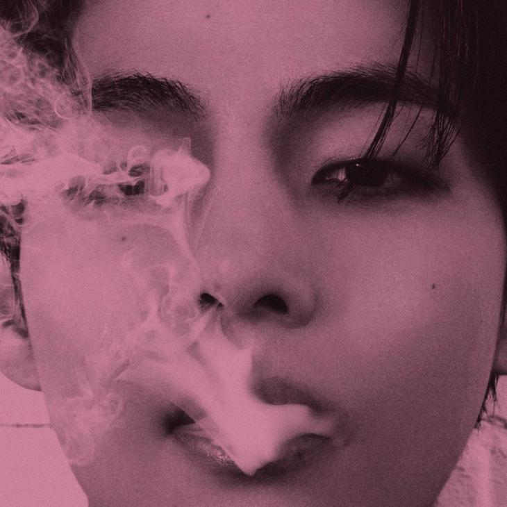 방탄소년단(BTS) 뷔의 새 디지털 싱글 'FRI(END)S' / 빅히트뮤직