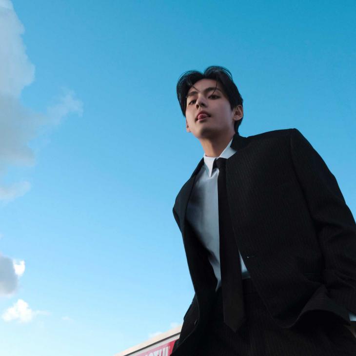 방탄소년단(BTS) 뷔의 새 디지털 싱글 'FRI(END)S' / 빅히트뮤직