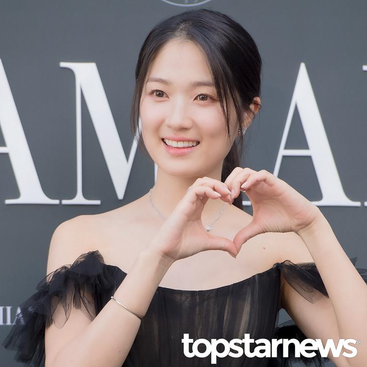 차기작 관심 ing…김혜윤, 동갑내기 조이와 작품에서 만날까? '<b>아홉수</b> 우...
