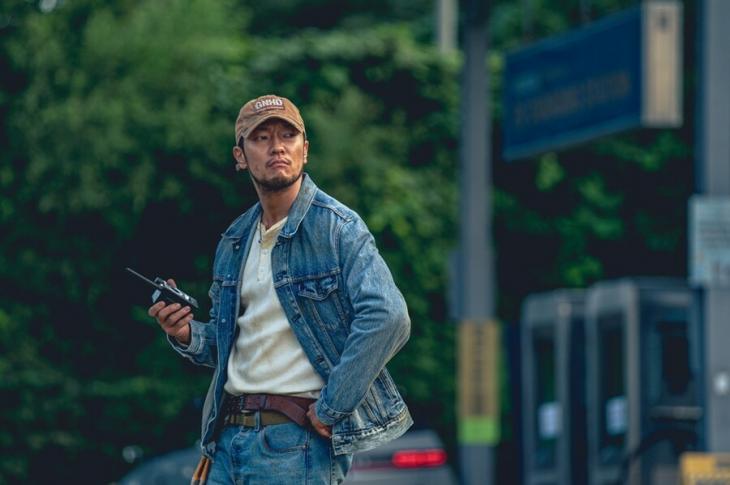 영화 '밤낚시', 손석구가 해낸 날 것의 액션 "12분 59초에 담아낸 신기루" [무비포커스]