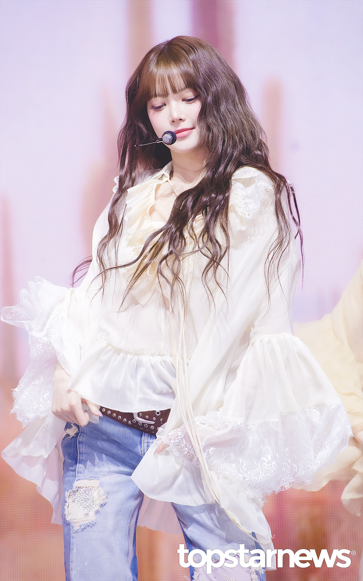 르세라핌 홍은채, 