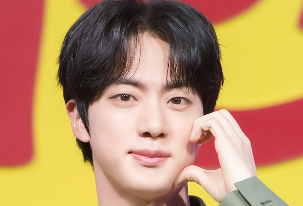 <b>방탄소년단 진</b>, 새 앨범 'Echo' 프로모션 <b>스케줄</b> 관심…비공개 일정은 무...