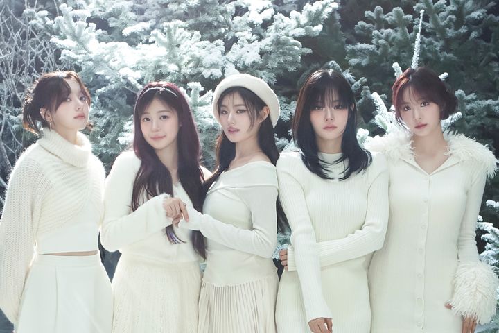 "분쟁의 불씨"…<b>피프티 피프티</b> '<b>큐피드</b>' <b>저작권 소송</b>→법원 결정에 업계...