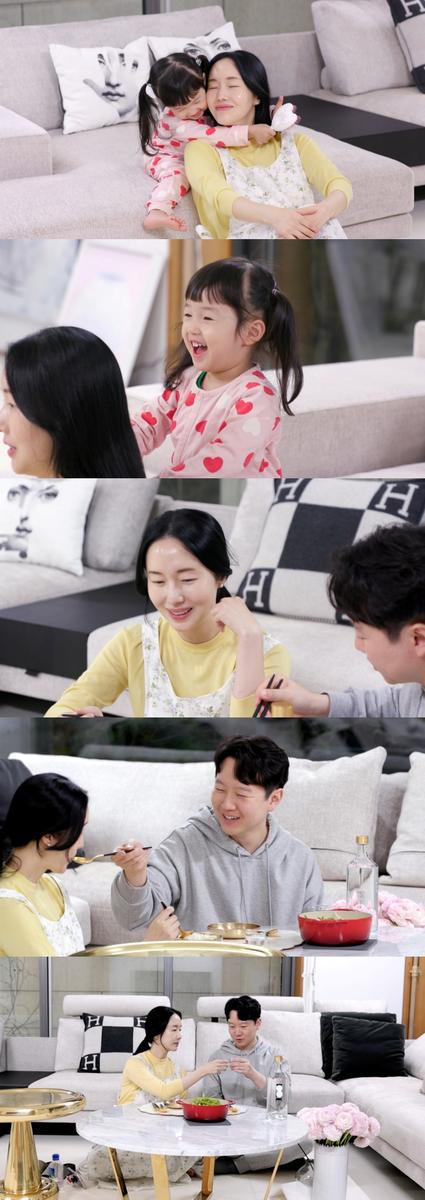 "장난 섞인 고백"…<b>이정현</b>·<b>남편</b>, '<b>편스토랑</b>' 현실 수다→폭소 쏟아진 ...