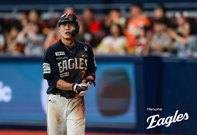 "비골 골절 이탈"…<b>심우준</b>, 무릎 <b>부상</b>→<b>한화</b> 이글스 선두 행보에 암초