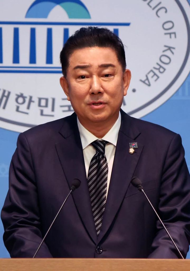 <b>김병기</b> "<b>반헌법특위</b> 구성해 윤석열 내란 전모 밝히겠다…내란종식 최종...