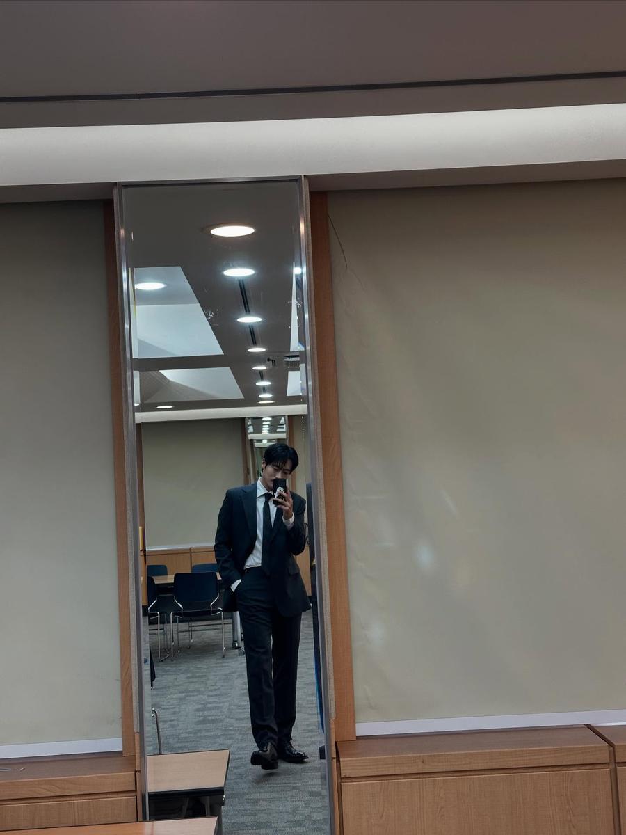 차서원 슈트핏 화보