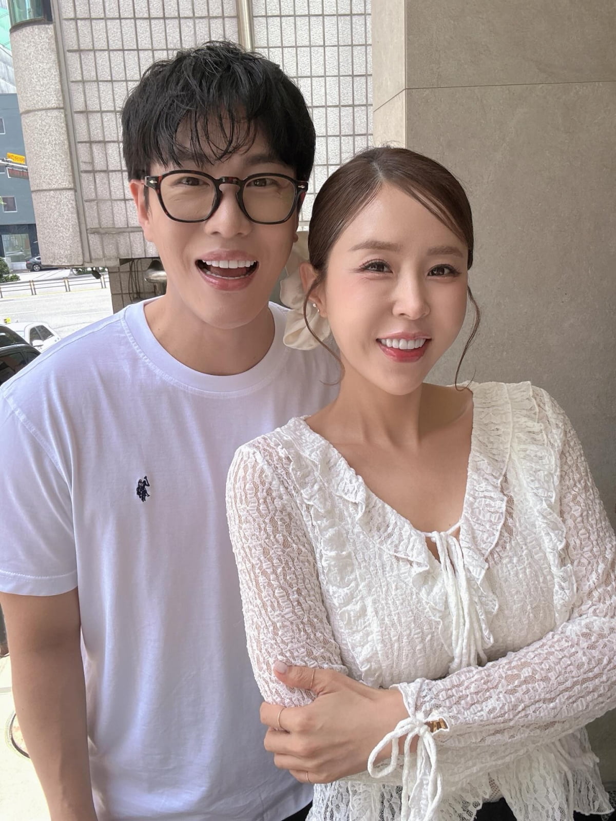 신지 <b>문원</b> 상견례 영상 속 김종민·빽가 우려와 응원 교차