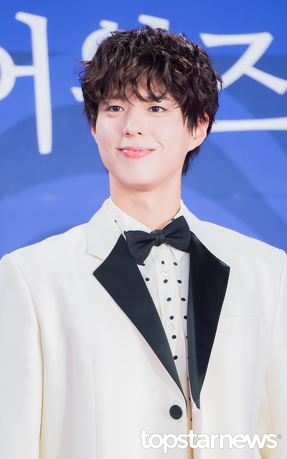 <b>박보검</b>·아이유, 눈물 '<b>칸타빌레</b>' 마지막 무대
