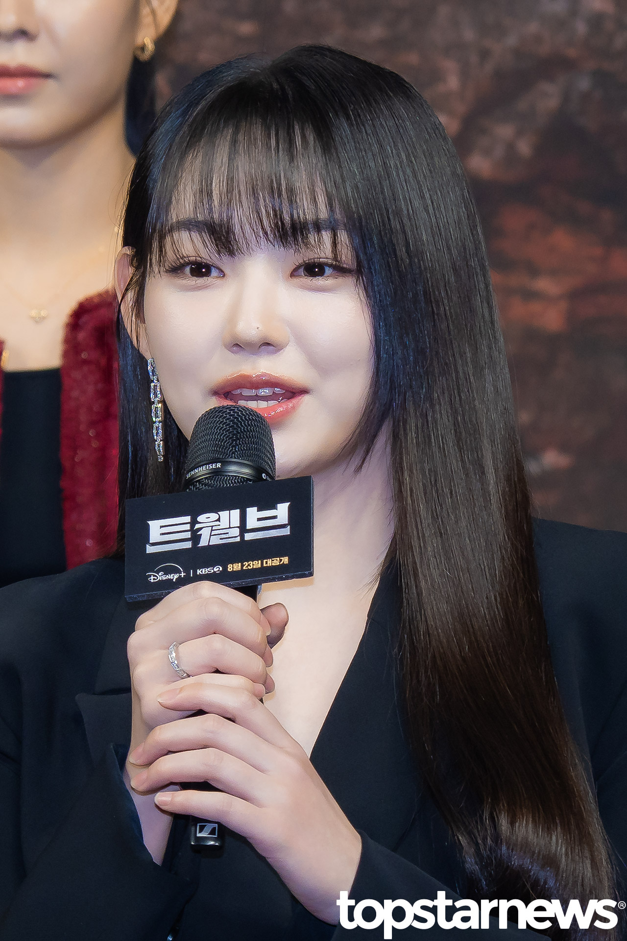 인사말하는 강미나 (트웰브 제작발표회) [HD포토] - 장호연 기자 - 톱스타뉴스 - 엔터/방송