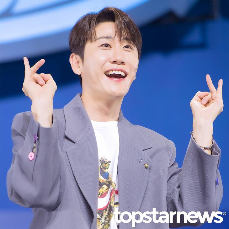 영탁/톱스타뉴스 HD포토뱅크