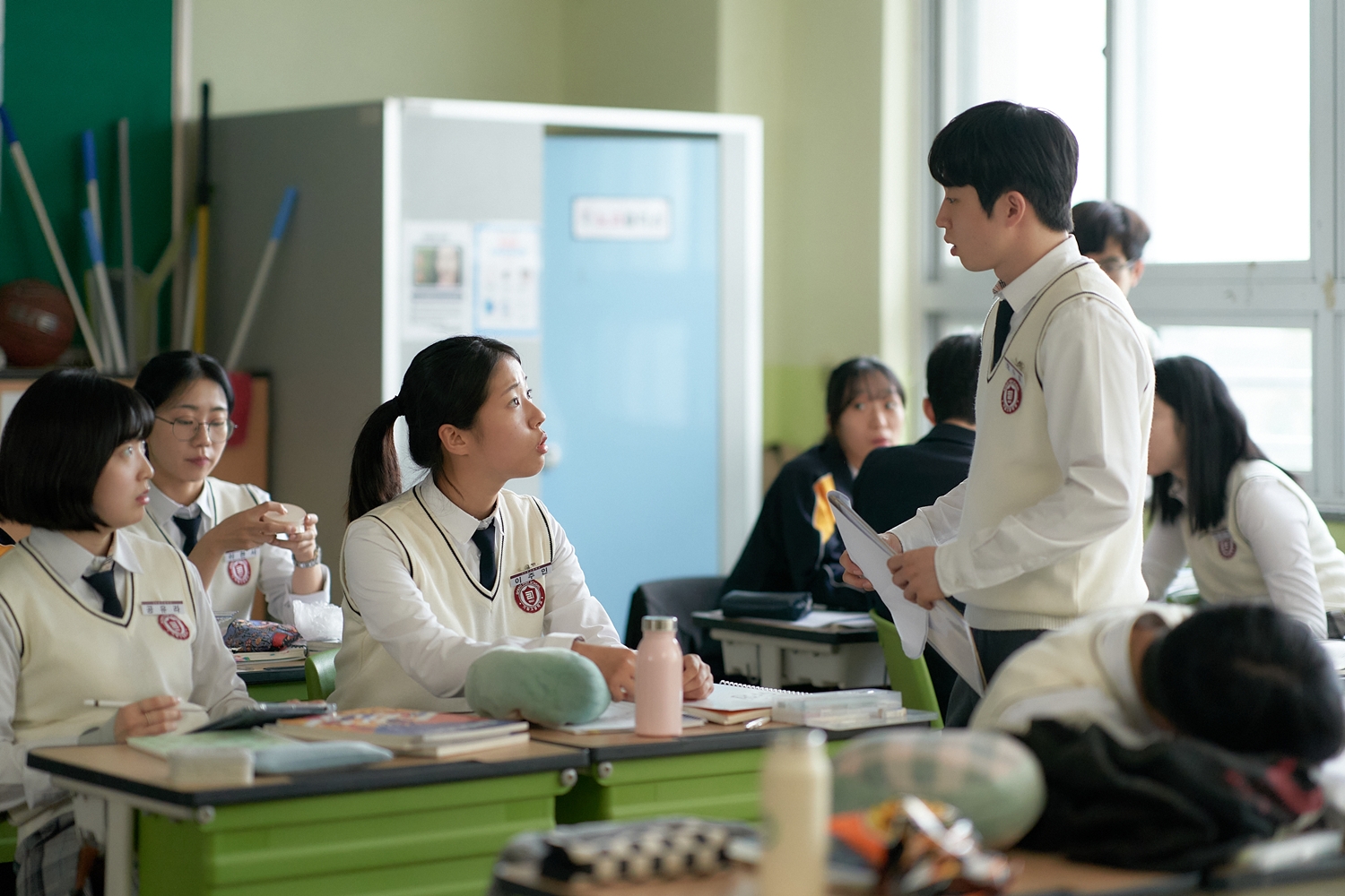 바른손이앤에이 제공